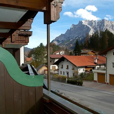 Отель Alpina Regina 3*