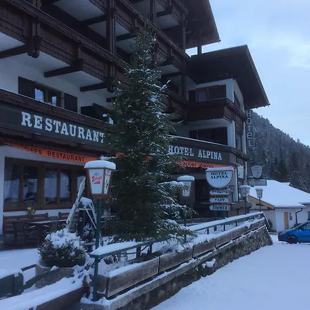 מלון Alpina Regina